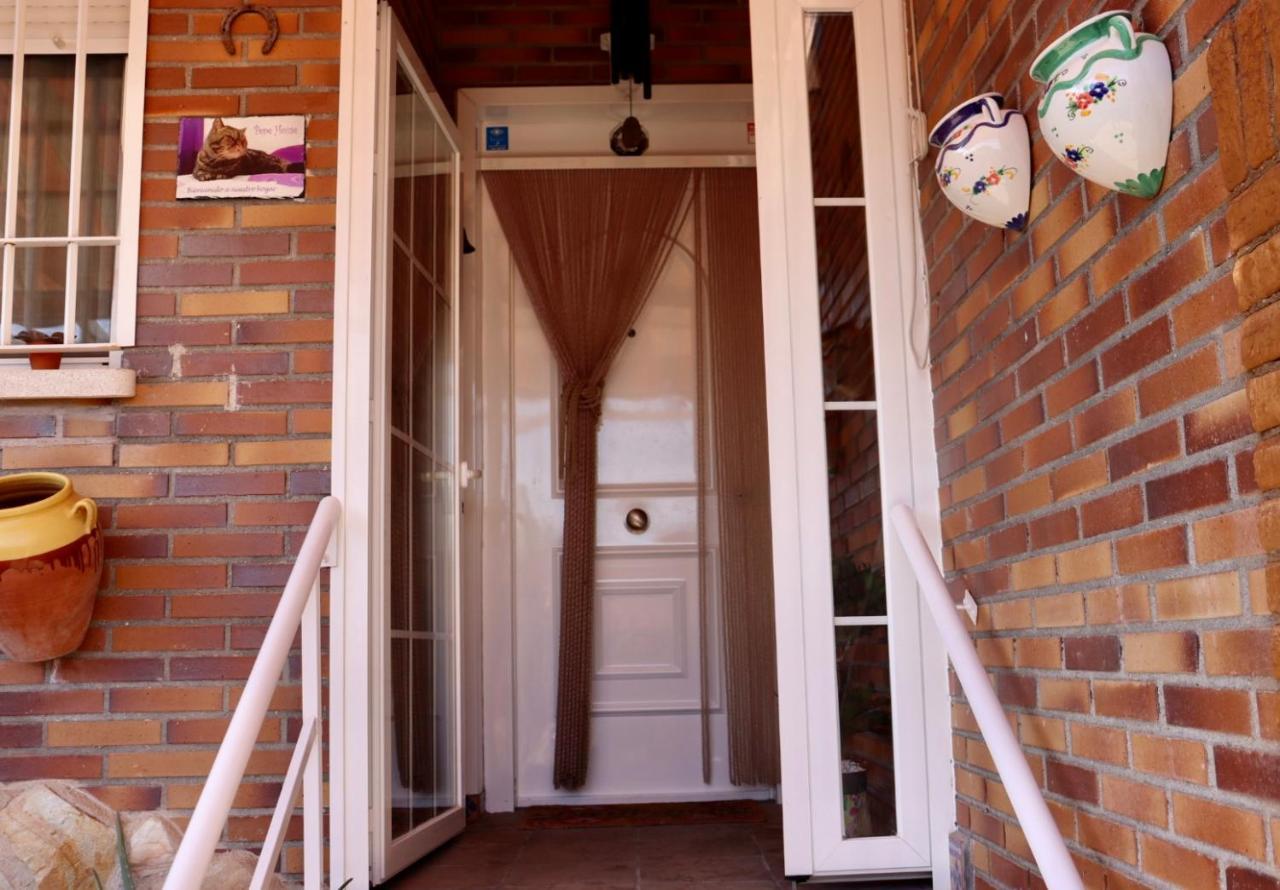 Vila El Hogar De Pepe El Casar de Escalona Exteriér fotografie